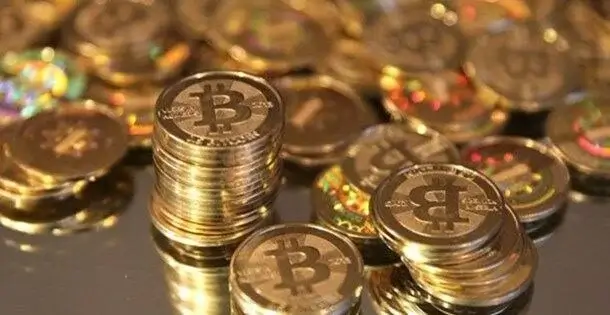 Bitcoin'i Nakite Dönüştürmede Dikkat Edilmesi Gereken Faktörler